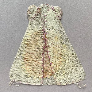 Shirt for the Christ Child statuette : with engraving of the statuette.