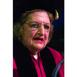 Helen Thomas delivering commencement address