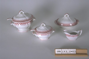 Covered tureen w/ ladle and stand