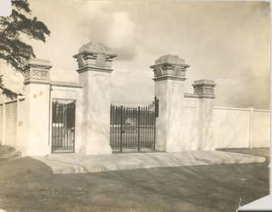 Pratt Field entrance (1911)