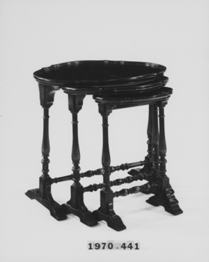 Nesting Table