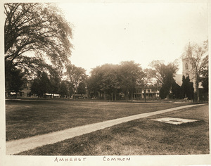 Pathway on Amherst Town Common