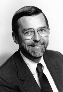 McDowell, Richard - School of Management (SOM) - Dean (1974-1991), headshot