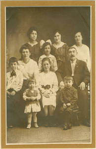 The Sarah + Patrick Flaherty family circa 1918