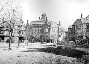 Scene on Broadway, showing Odd Fellows Hall - Beverly