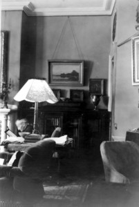 Interior view of Greely S. Curtis House, parlor, 28-30 Mount Vernon St., Boston, Mass., February 18, 1923