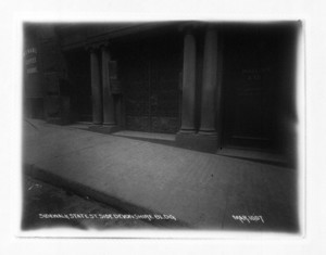 Sidewalk State St. side Devonshire Building, sec.6, Boston, Mass., March 10, 1907