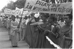 Buddhist demonstration in Saigon against Thieu. Buddhist monks of the Tri Quang faction demonstrating in front of Thieu's Presidential palace; Saigon.