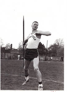 Tom Waddell with javelin (1959)