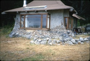 Kitchen and dining building at Big Flat House