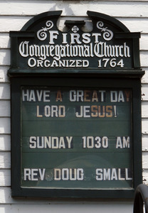 Chesterfield First Congregational Church: sign announcing service time