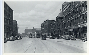 Atlantic Avenue at Rowes Wharf