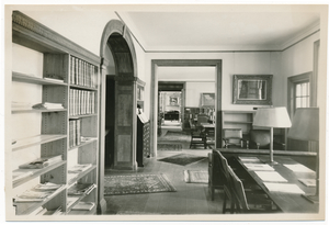 Jones Library Newspaper room