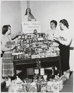 Basic Sodality Thanksgiving collection during Senior Week, 1963