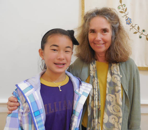 Linsey Lee and Mya Lee O'Neil at the Martha's Vineyard Mass. Memories Road Show