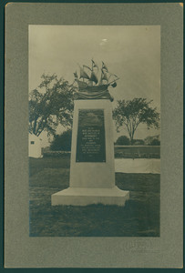 Memorial to the founders of Newbury, Mass., erected 1905, undated