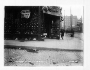 Doorway of Oblast Shoe Co., sidewalks, 641 Washington Street, west side, Boston, Mass., November 20, 1904