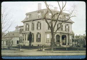 Bond home, Cliftondale Square