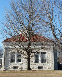 Lee Library: exterior view of the right side of the building - Digital ...