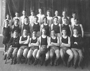 Hadley Junior High Basketball Team : 1927-1928