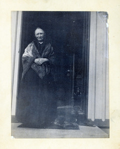 Full-length portrait of Jane Stuart, standing, facing front, location unknown