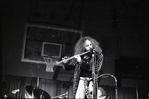 Jethro Tull in concert at the Springfield Civic Center: Ian Anderson (flute)