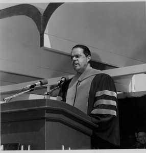 Randolph Bromery speaking at commencement