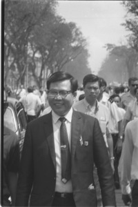 Senator Nguyen Gia Hien.
